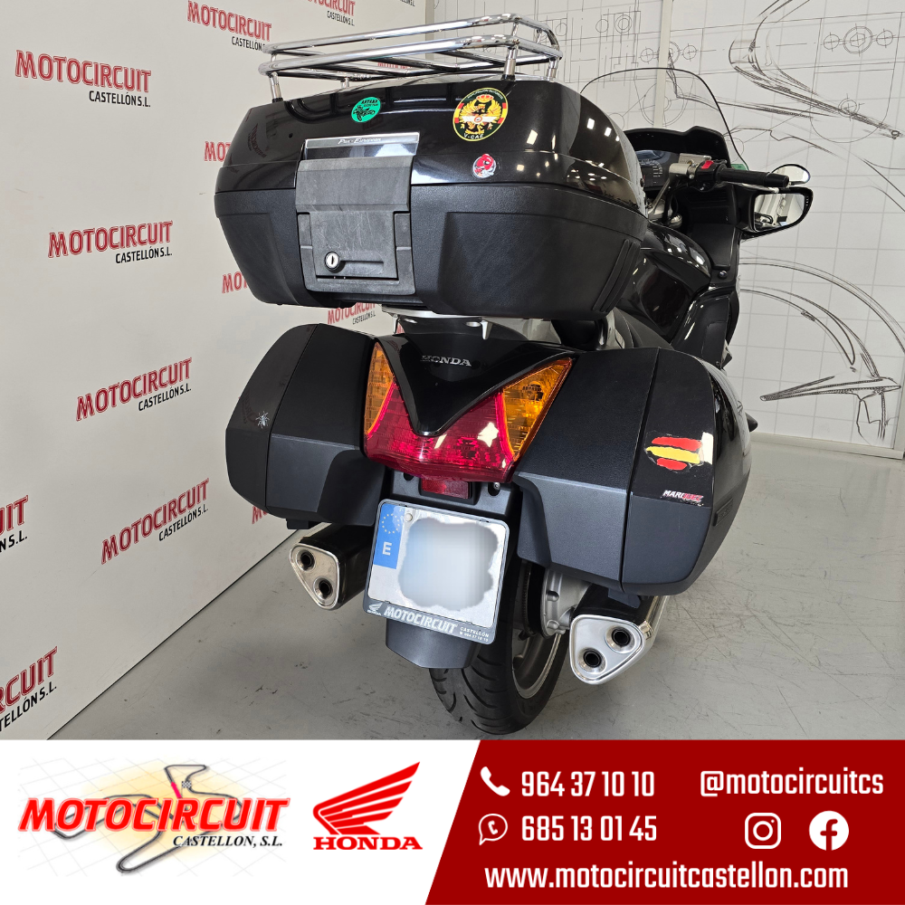 HONDA - PAN EUROPEAN 1300 - Image 13