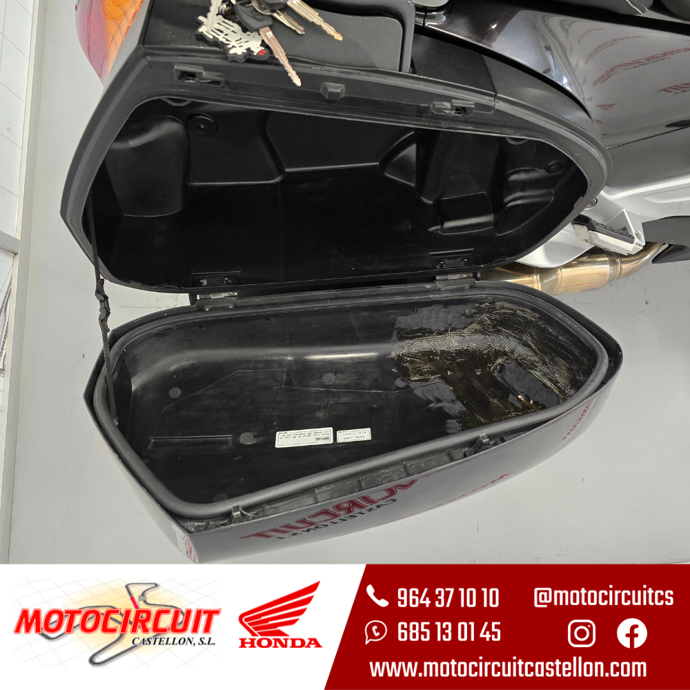 HONDA - PAN EUROPEAN 1300 - Image 16